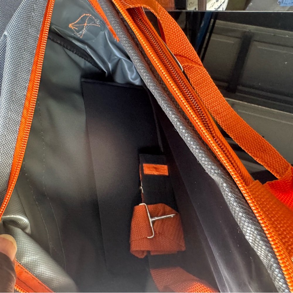 Rockland Luggage Carry On Bag Grey With Orange Accents NWT Gift - Picture 4 of 6